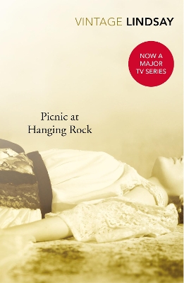 VINTAGE CLASSICS : PICNIC AT HANGING ROCK PB